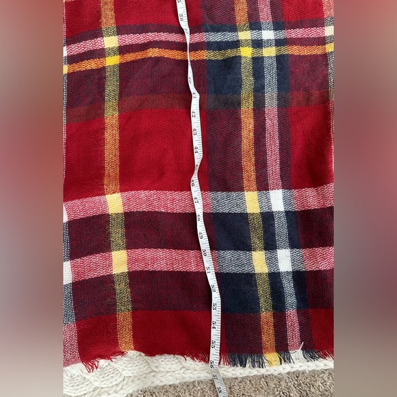 ✨Just Fab Plaid Blanket Scarf 🧣. Good/Fair condition✨ - Picture 5 of 7